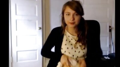 Menina adolescente do Facebook engasgada porno gratis com cachorro na bunda